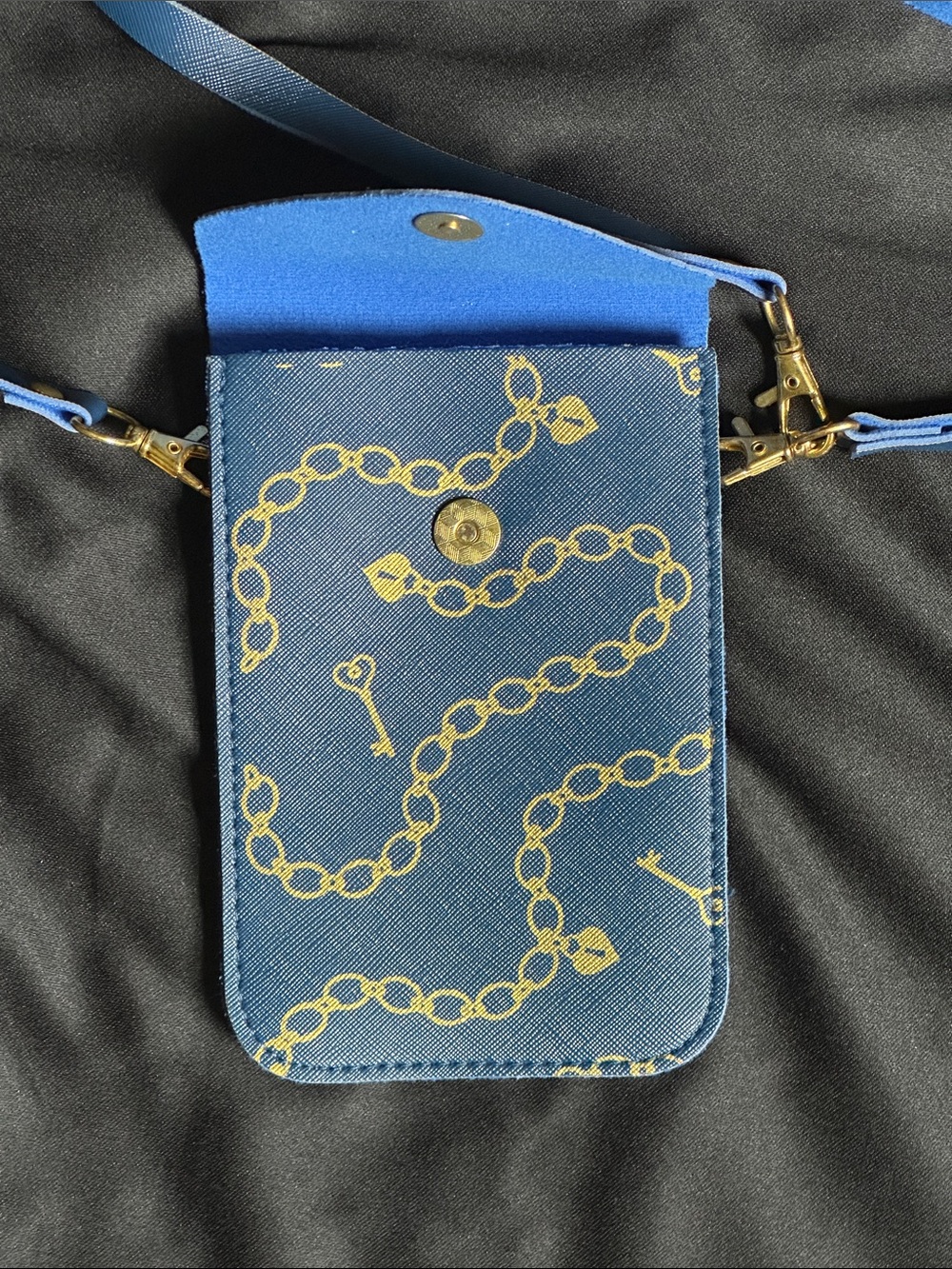 Blue Chain-Print Crossbody Phone Case with Detachable Strap